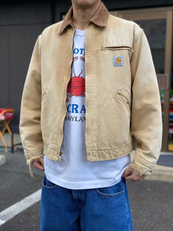 90's Carhartt デトロイトジャケット　40 Mサイズ　アメリカ製　MADE IN U.S.A. Detroit jacket 短丈　ブランケットライナー　フェード　褪色　スイングトップ　ワークジャケット　ブラウンダック　ボロ　ダメージ