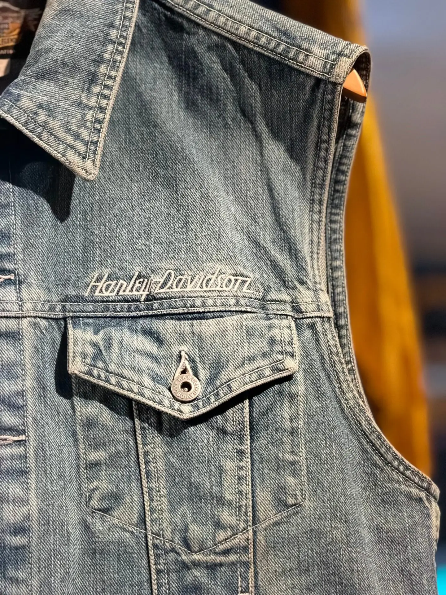 HARLEY DAVIDSON ハーレーダビッドソン デニムベスト イーグルロゴ Harley Davidson - 【稀少モデル！大型刺繍！入手困難】ハーレー
