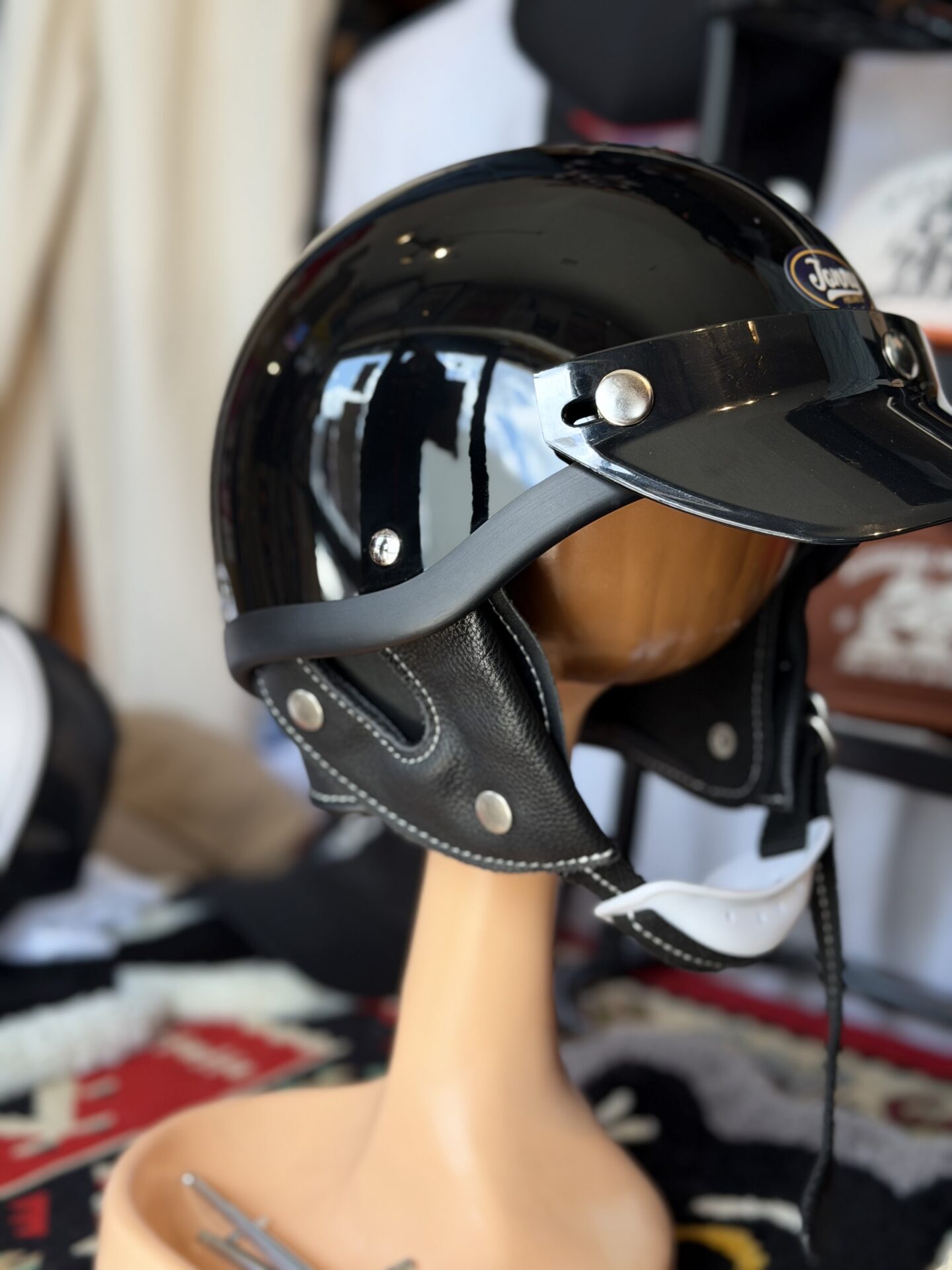 M 新品未使用　ポリヘル　ハーフ　ショーティ　黒、シルバーフレア 古着屋 jonny jonny オリジナルヘルメット 
